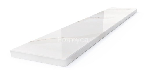 Calacatta Quartz Gold Dark parapet zewnętrzny.jpg