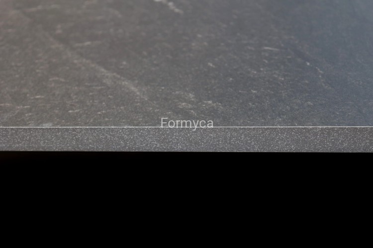 Kumlun Black 3b.jpg