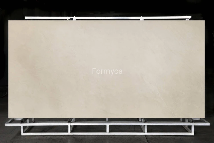 Marita Beige 1a.jpg